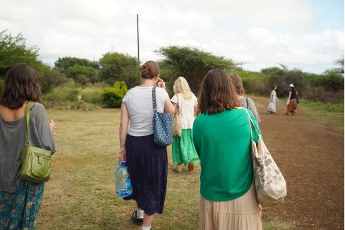 Lessons in the Quiet: Discovering God in Still Moments 1 5b0f22f7