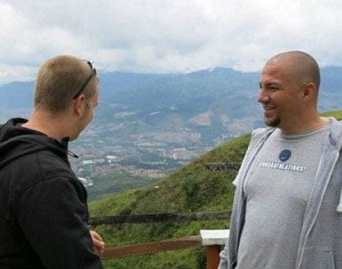 i am wrong with the world 1 b64444d9